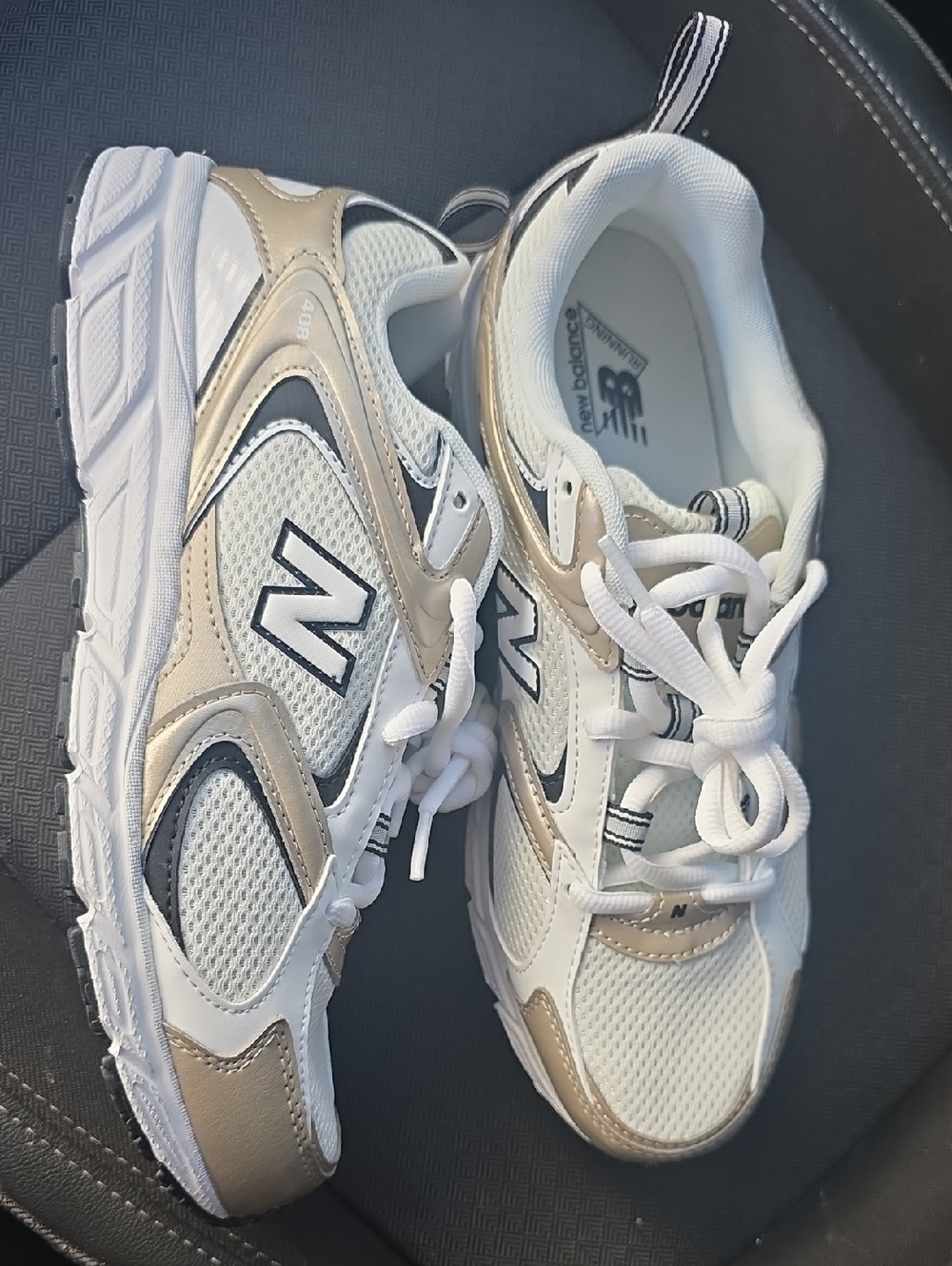 New Balance White, Beige & Silver Mesh Running Sneakers